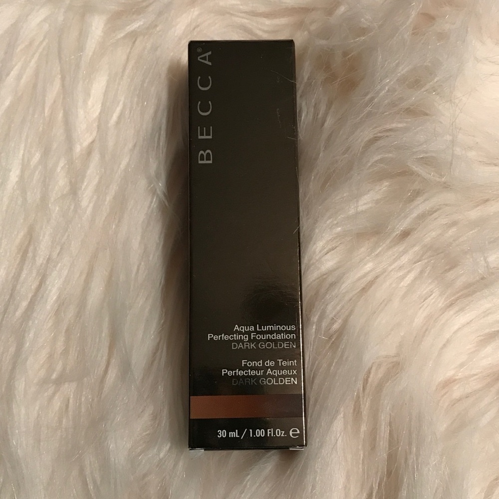 Becca Cosmetics Aqua Luminous Foundation